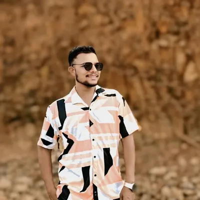 shubham shendre 🔴 profile