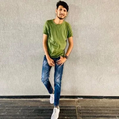 Vicky Bhargav profile