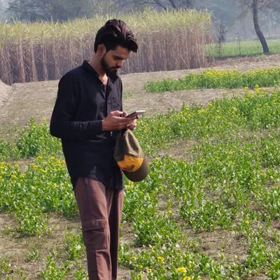 عقیل🌟 profile