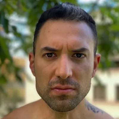 Esteban Nicola profile