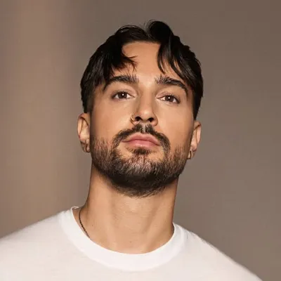 M R D A N I E L profile