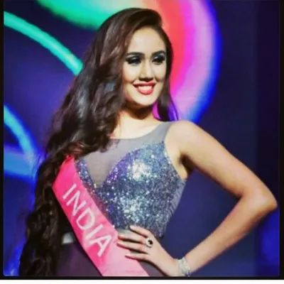 Mrinalni Anand profile