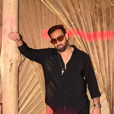 Mayank Mishra profile