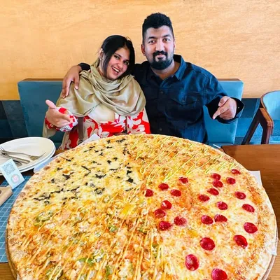 Roshan Kallai & Rinsha | Mr & Mrs Foodie profile