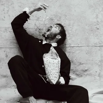 Sam Claflin profile