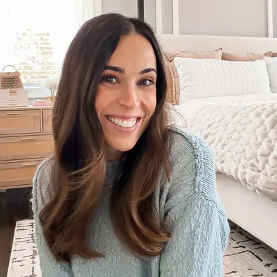 Jennifer Mandriota profile