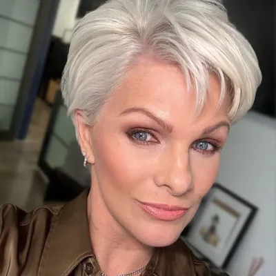 Colleen Rothschild profile