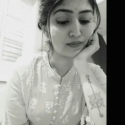 ๐ mrunu_kadam ๐ profile