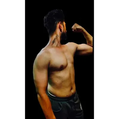 __ᴛᴀᴜꜱᴇᴇꜰ ᴋʜᴀɴ__ profile