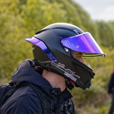Lucas Gaze profile