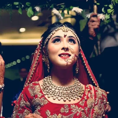 Nidhi Kalra profile