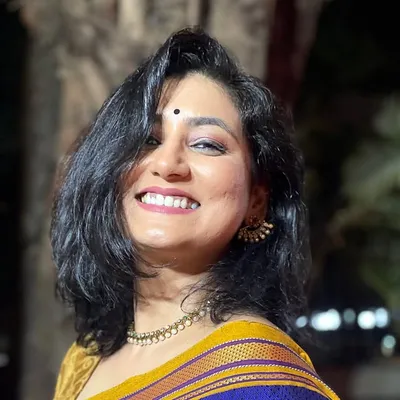 Mugdha Karnik profile