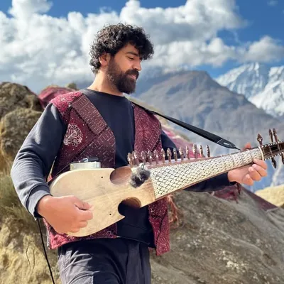 Mujeeb Ruzik profile