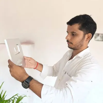 Mukesh Mridubhashi profile