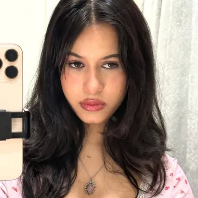 Mukti sujaik | ॐ profile