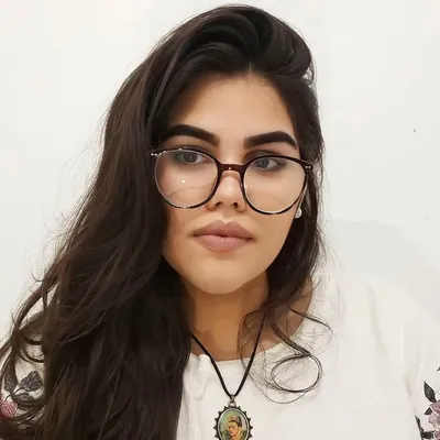 Dara Medeiros profile