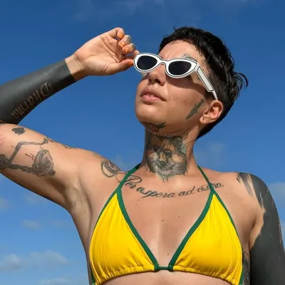 Elena Muller profile
