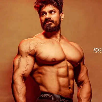 Praveen Malik profile