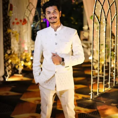 Lakhan Tiwari profile