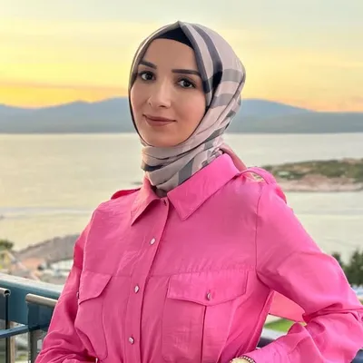 Yasemin Aslan profile
