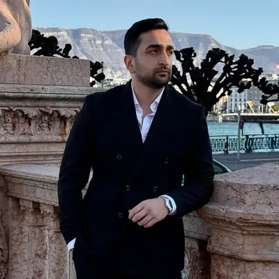 Ash Mirghadiri profile