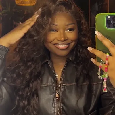 MYERS LONDON SOCIAL. profile