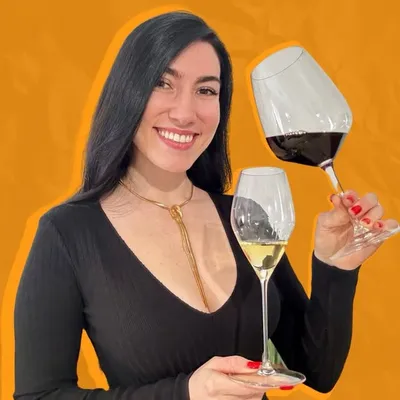 Mylena Romano profile