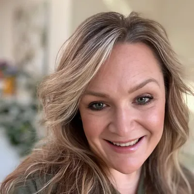 Home + Lifestyle | Christy profile