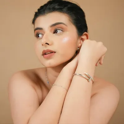 Myra Singh profile