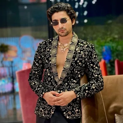 SHIVAM TIWARI profile