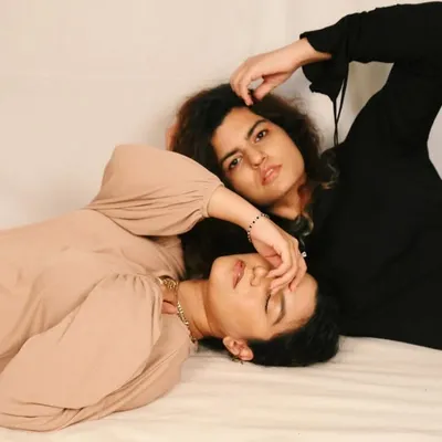 FASHION | Priyanka & Richa profile