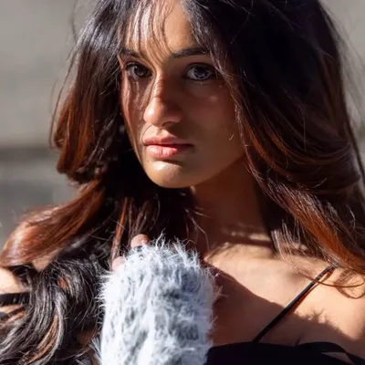 Aanchal Aware โข ์๋๐ฆ profile