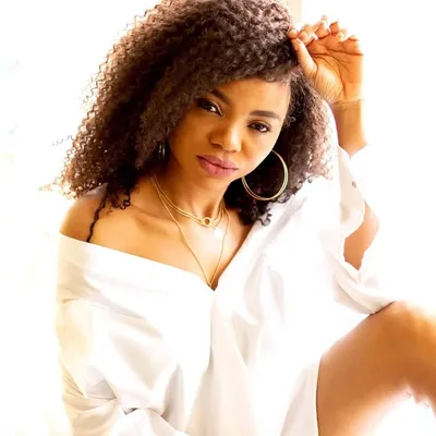 Esther Samuel profile