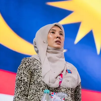 Nurul Izzah Anwar profile