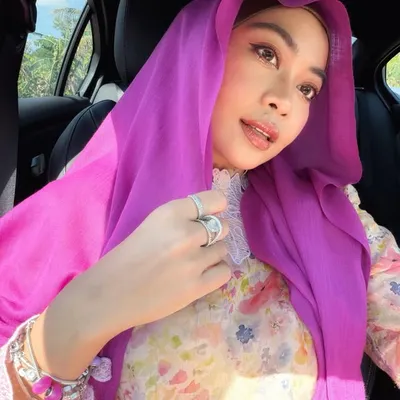 Nabella Anuar profile