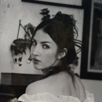 Emma Bujold profile
