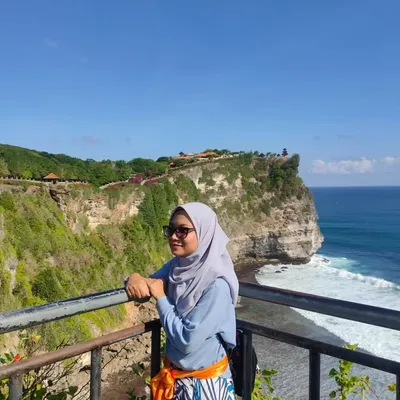 Nadia Farisha profile