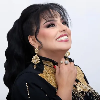 nadia laaroussi نادية لعروسي profile