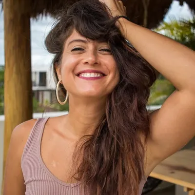 Nadia | Coach for Unconventional Leaders + Lovers 🔥 profile