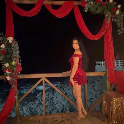 Nadia G CM profile