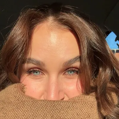 Nadine Gohra profile
