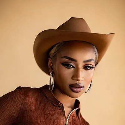 Nadine Manariyo profile