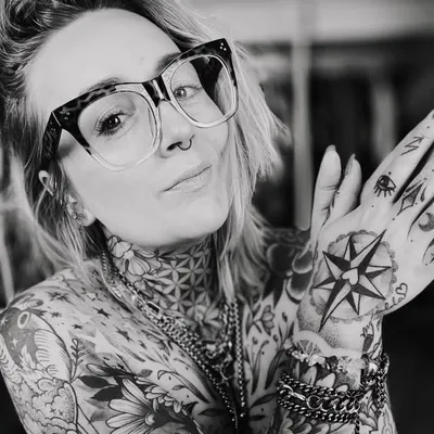 Nadine Hansmann | Mama & Shop-Inhaberin profile