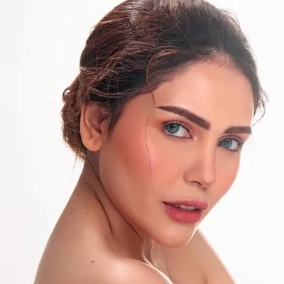 Nadya Naufel profile