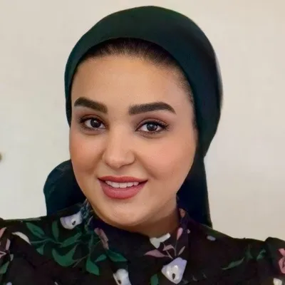 نفیسه عابدی Nafise Abedi profile