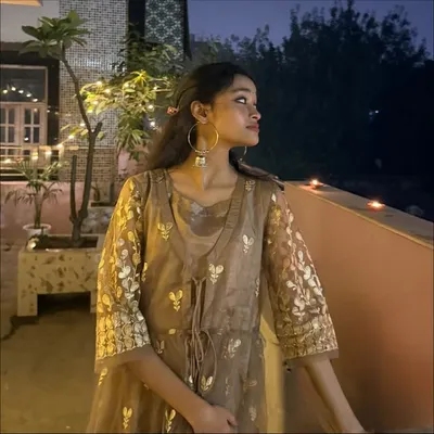 Naghma profile