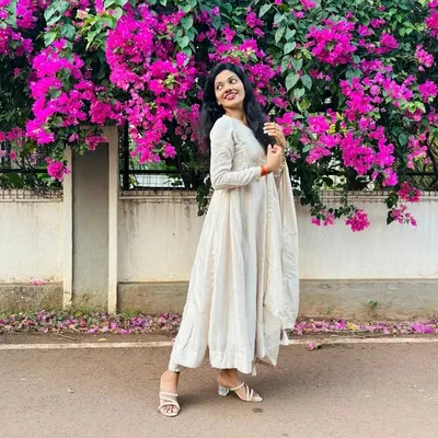 vandana_ profile