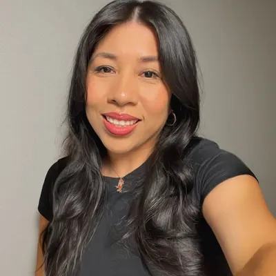 Jeanette Flores profile