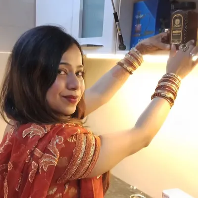 NAILA ASLAM KHAN profile