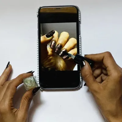 NIKKI | NAIL CONTENT CREATOR profile